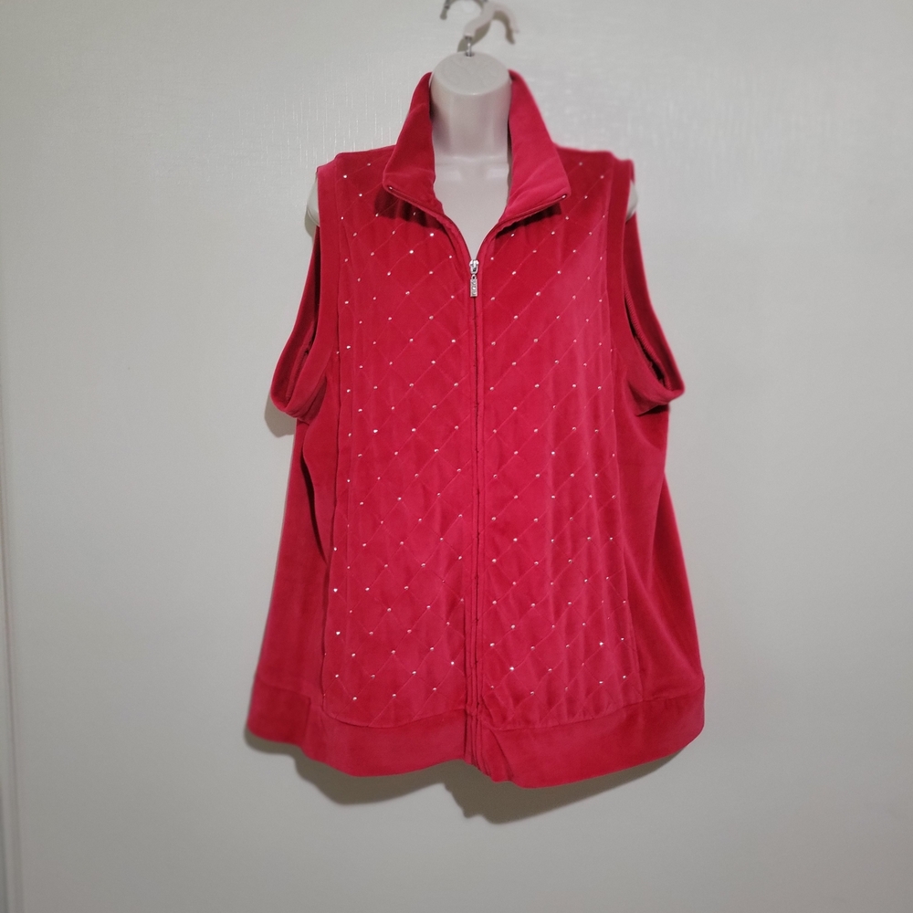 Quacker Factory Red Quilted Vest